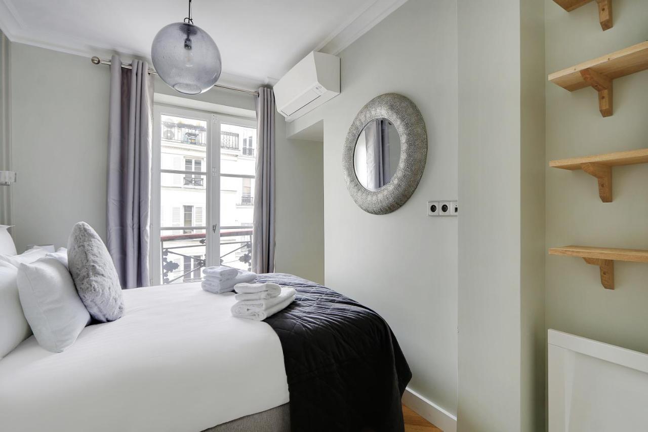 باريس Pick A Flat'S Apartment In Montmartre - Rue Lepic المظهر الخارجي الصورة