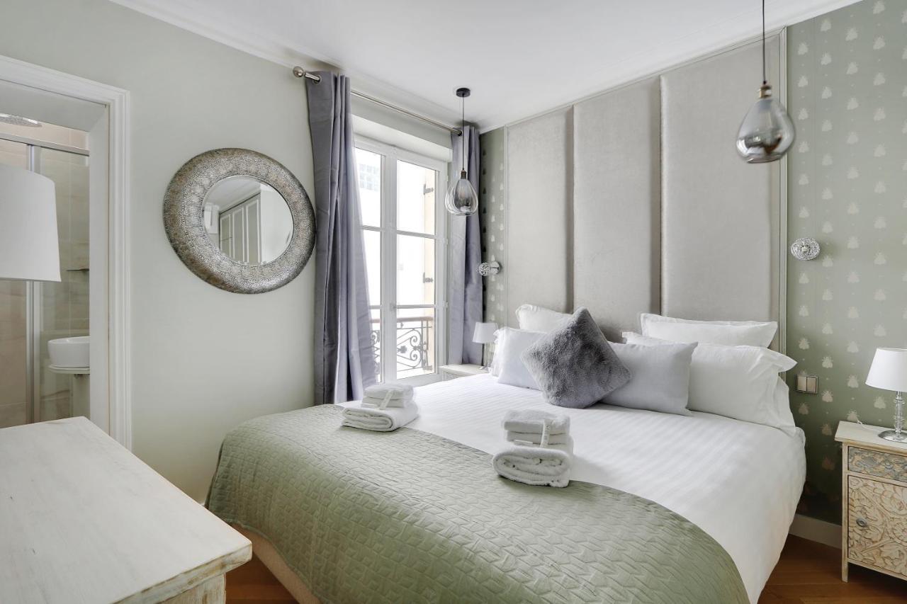 باريس Pick A Flat'S Apartment In Montmartre - Rue Lepic المظهر الخارجي الصورة